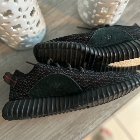 AUTHENTIC-Adidas Yeezy Boost - Size 11  - PREOWNED - Picture 6 of 9